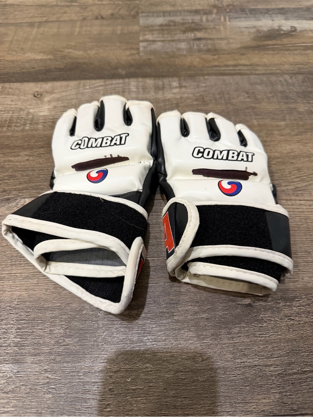 ATA Taekwondo Karate Children’s Gloves Size Small White And Black